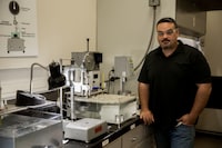 Kirk Goodrum in the Siplast RISE Lab.