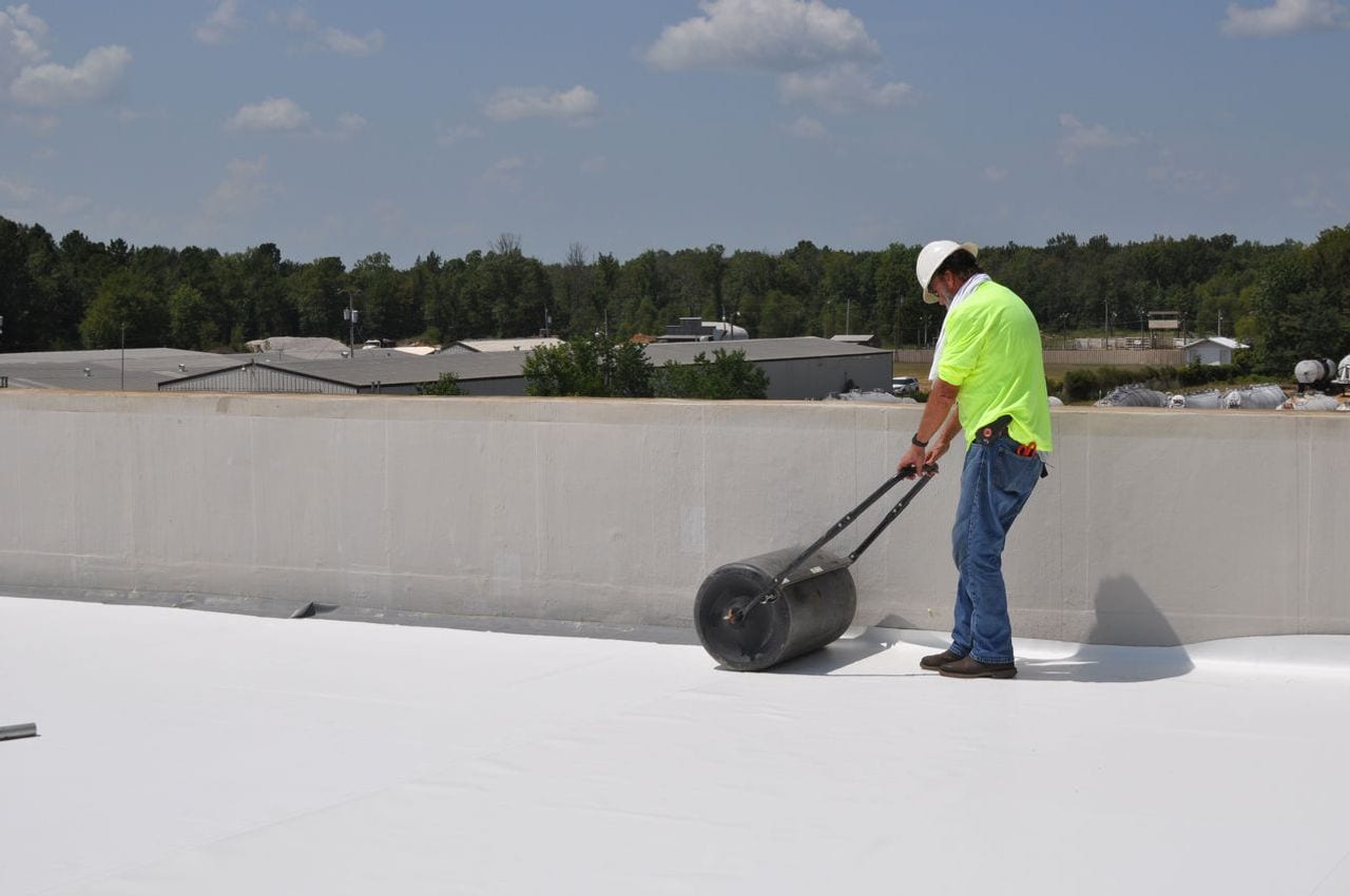 Hybrid roof system application using Parasolo KEE Membrane