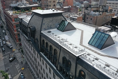 The Nuts and Bolts of Resilient and Sustainable Roofs